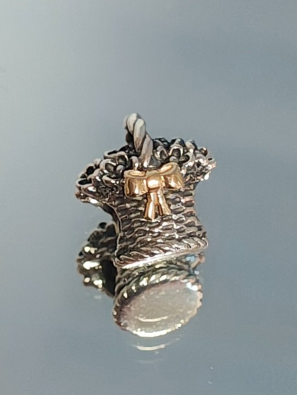 Authentic Pandora Forever Bloom Basket 790960 Retired 14K Gold Sterling Charm - Picture 3 of 11